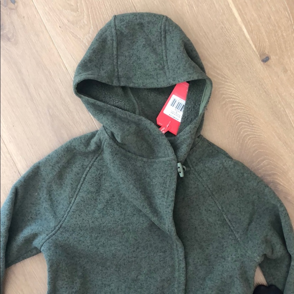 North Face Crescent Wrap